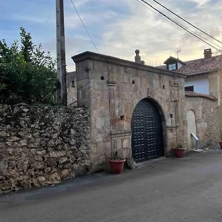 Casona Historica Del S Xvii En 度假居 *